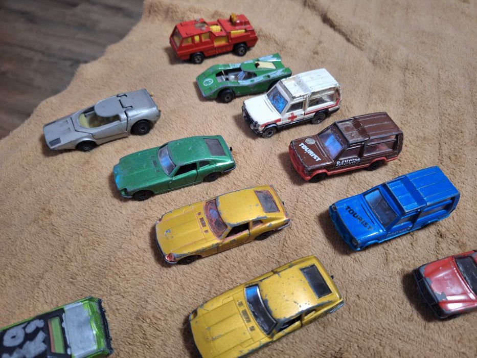 Ретро колички пет броя