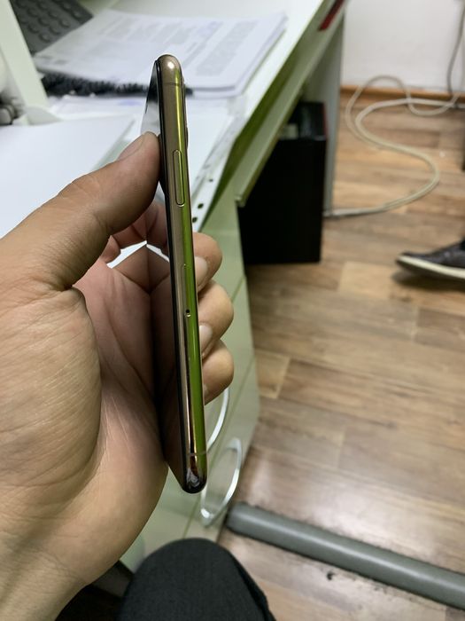 Продам айфон 11 про iphone 11 pro