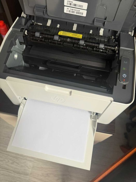 Лазерен принтер HP Laser 107w