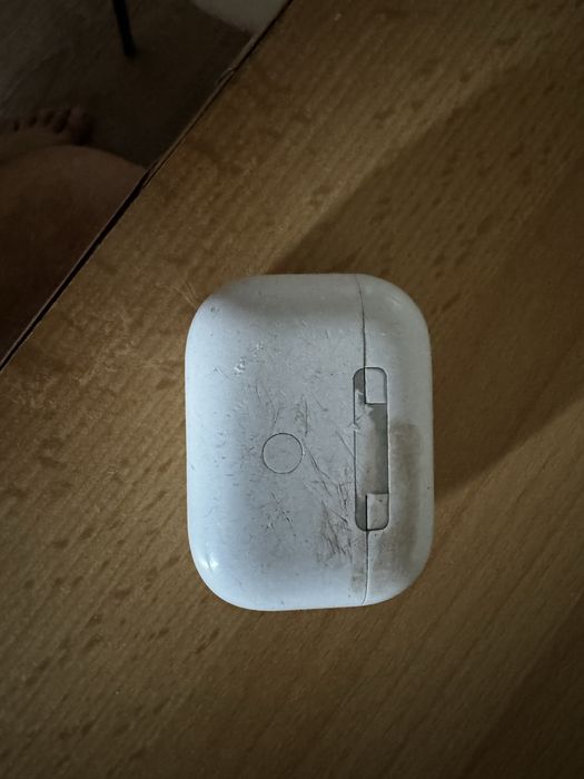Футляр для наушников AirPods Pro 2