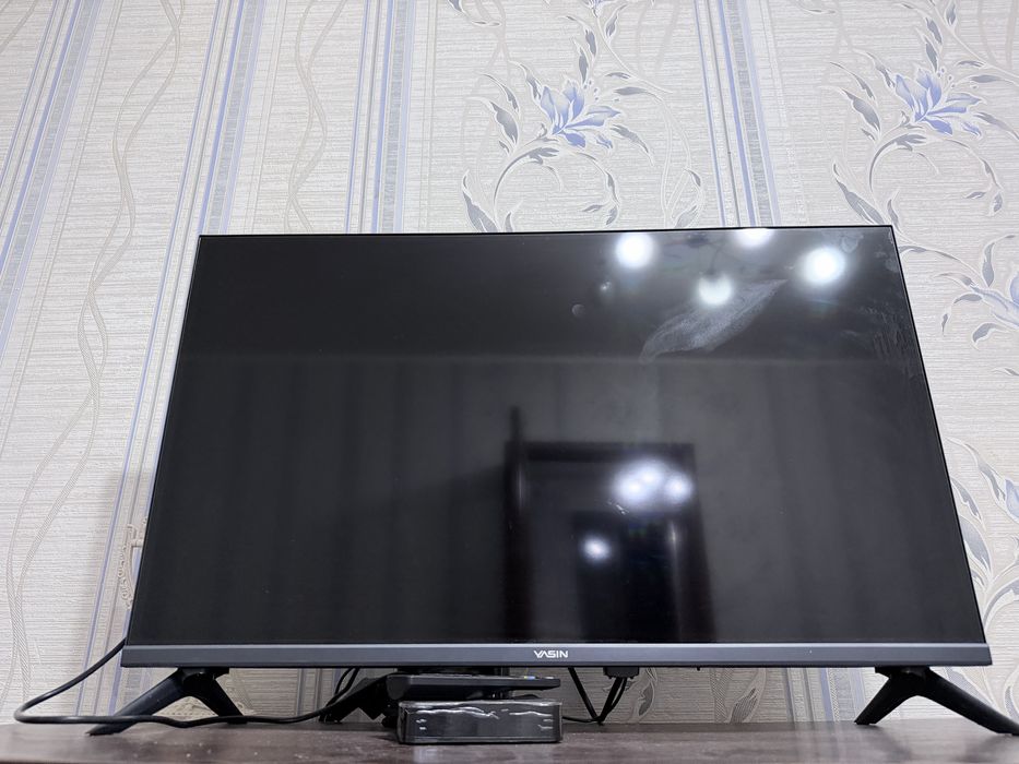 СРОЧНО ПРОДАМ !! Телевизор, микровалновка, печь