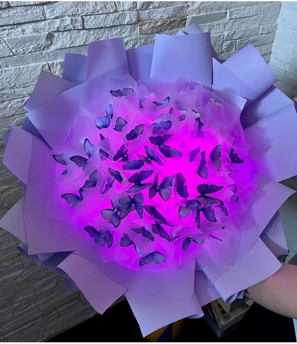 букет из бабочек