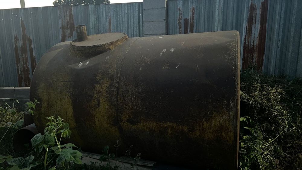 Бочка для воды  2 тонна