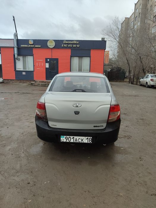 ВАЗ Лада Гранта 2012