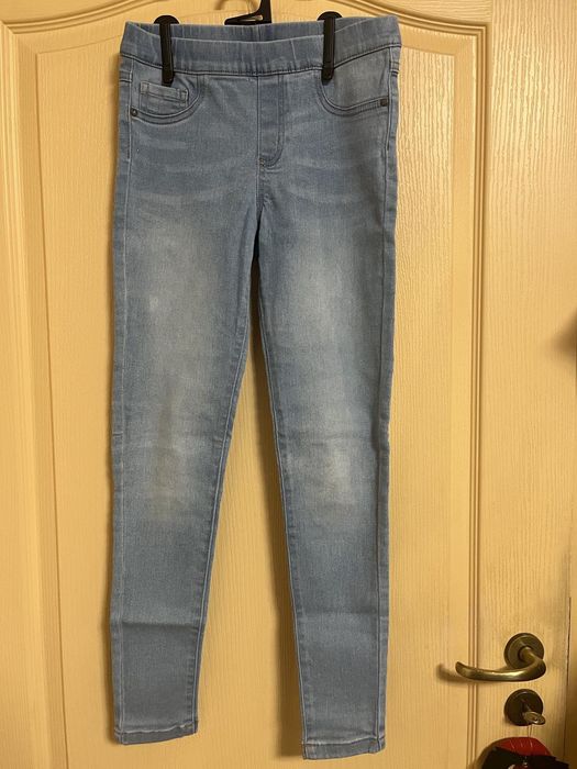 Чисто нов кожен панталон и еластични дънки