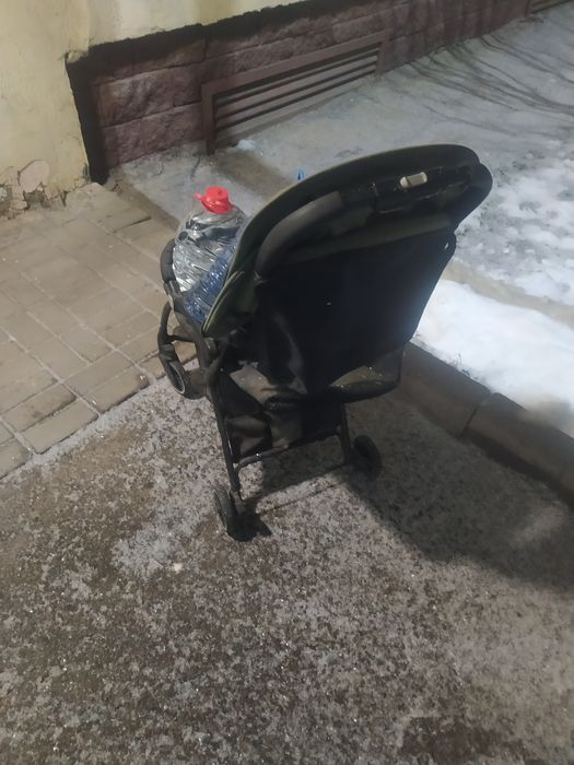 Коляска прогулочная, продается