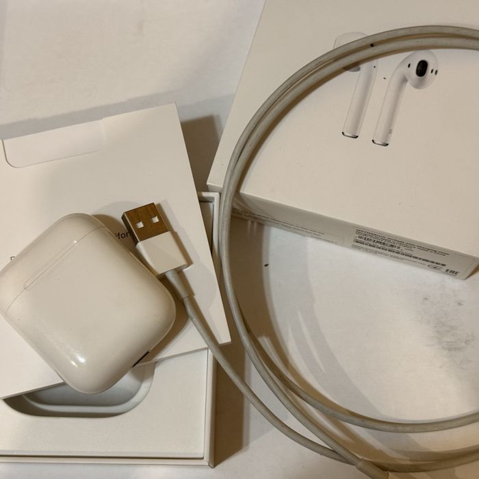Airpods 2 поколения оригинал
