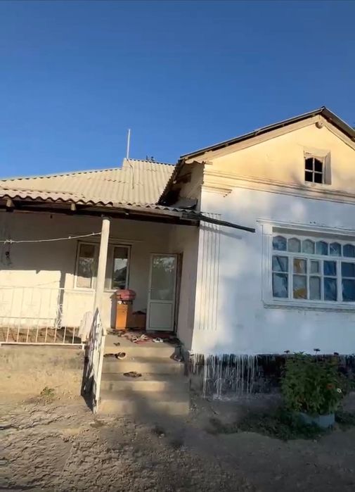 Продается дом с земельным участком