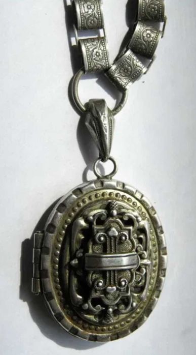 Vechi colier argint masiv cu pandant, Victorian