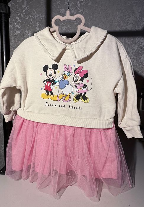 Продаю детскую одежду в отличном состоянии.