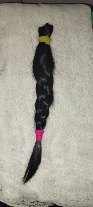 Продаются натуральные волосы.