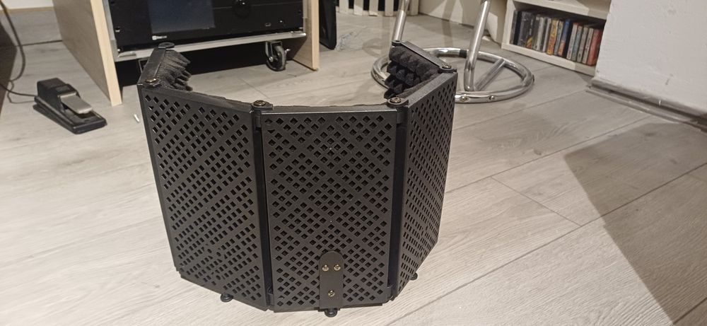 Ecran acustic pt Microfon