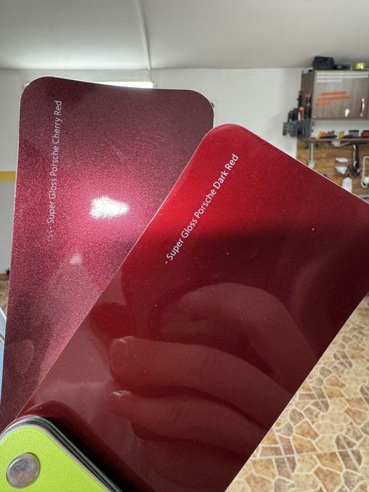 Фолио за облепяне на автомобили