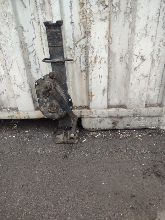 Путёвые домкраты