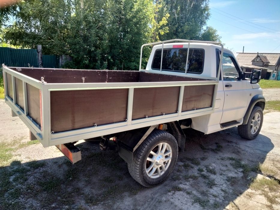 Уаз Карго, бортовой.