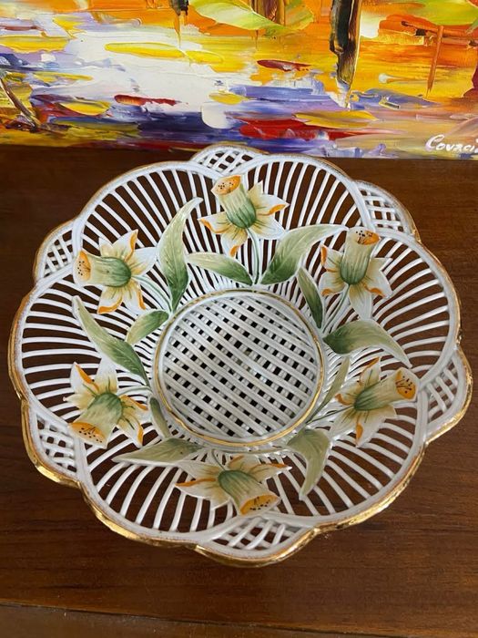 Cosulete din portelan fin impletit