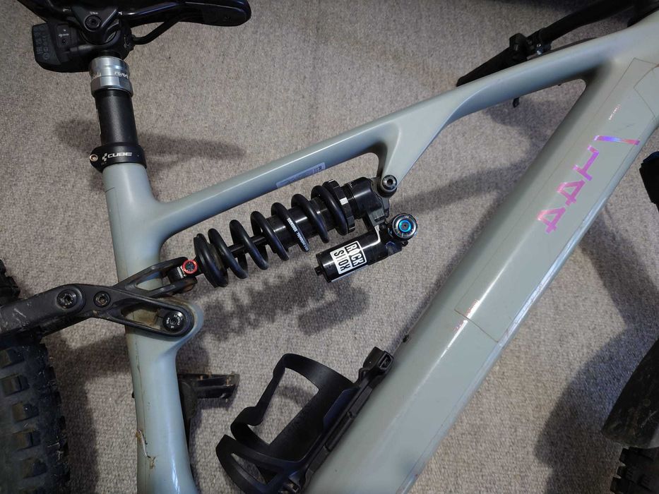 Bicicleta Cube AMS Hybrid ONE44 C:68X TM 400X 29