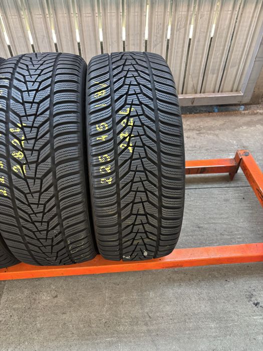 2 Anvelope Iarna 225/45/18 Hankook Winter I Cept evo3 225 45 18 R18