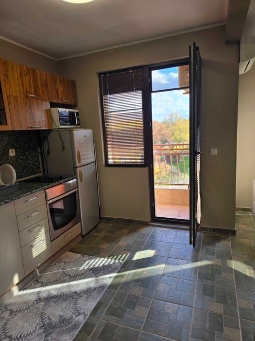 Дава се под наем Двустаен апартамент в Пловдив, Христо Смирненски - 70 кв.м за 518.67 € - Снимка #1