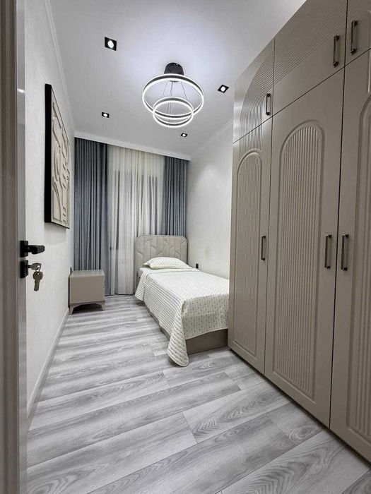 3-шка на Мирзо-Улугбекском Ц-1 Метро Хамид Алимжана 90 m²
