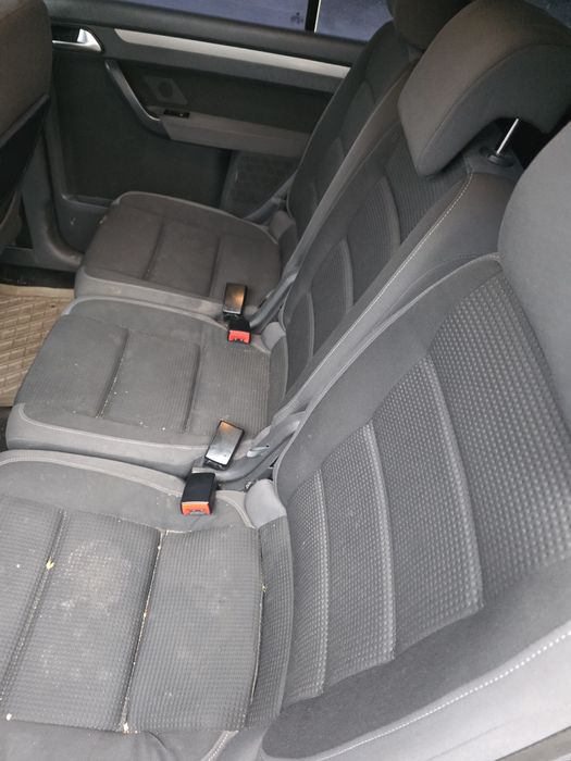 Dezmembrez vw touran facelift 1.9 2.0 1.6