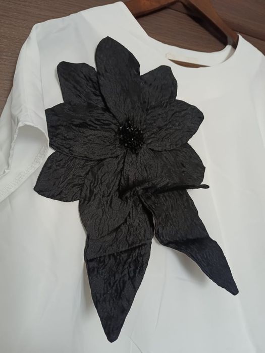 Продам нарядную блузу блузка