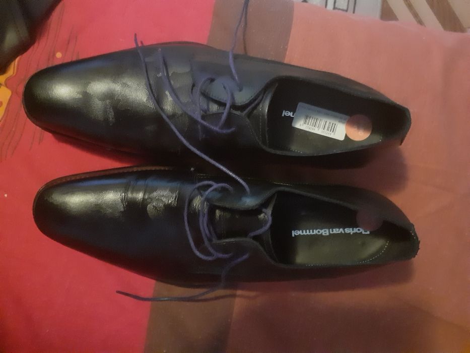 Pantofi bărbătești