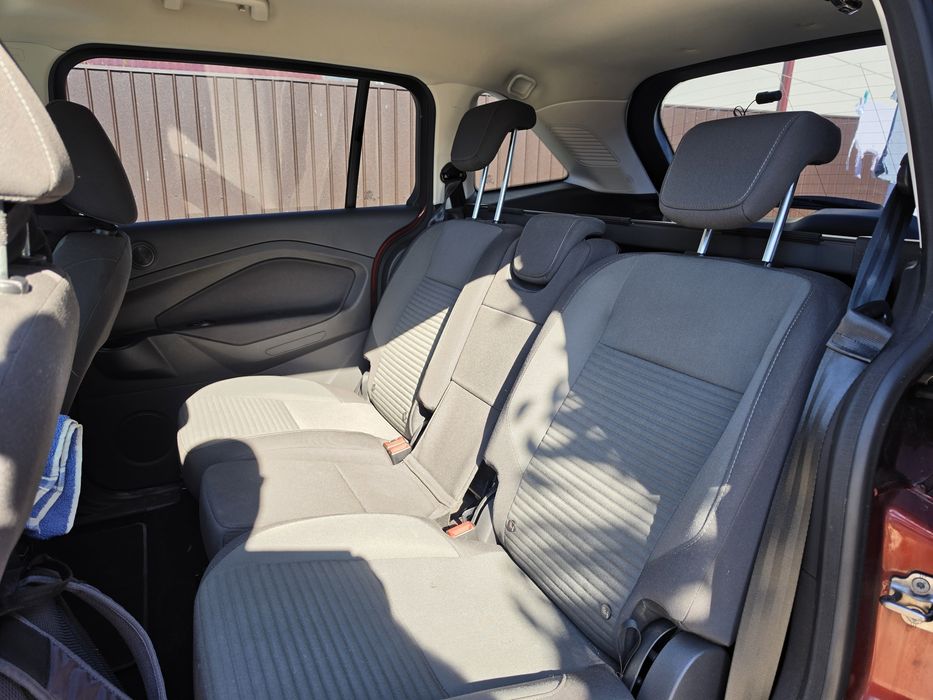 Ford Grande C-Max