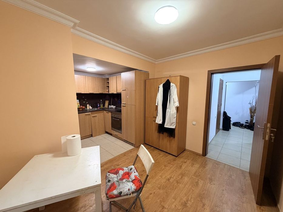 Продава се Двустаен апартамент в София, Център - 66 кв.м за 2040 €/кв.м - Снимка #2