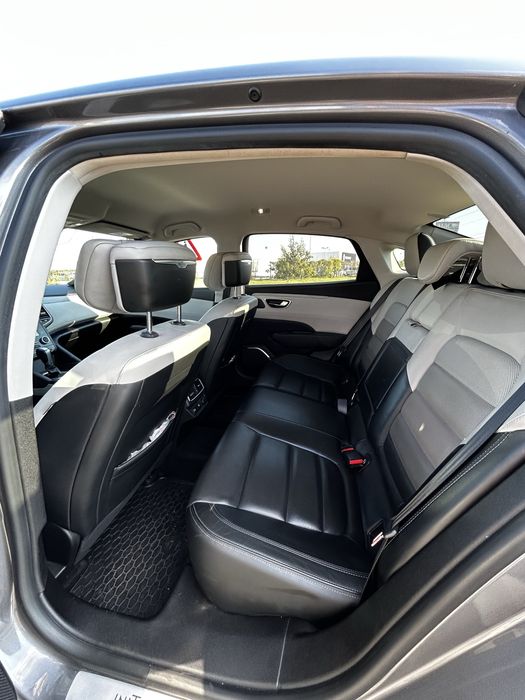 Renault Talisman Initiale Paris