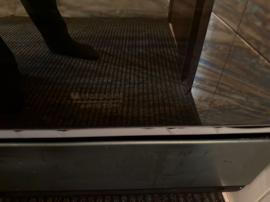 Продам газовую плиту