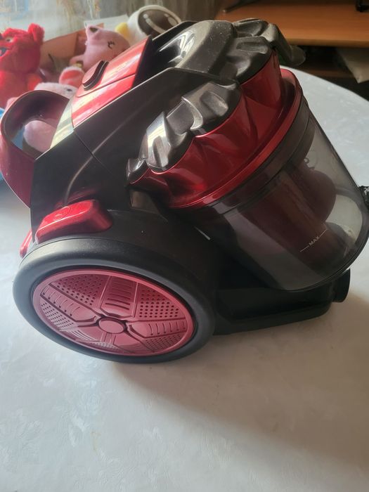 Продам пылесос ARG