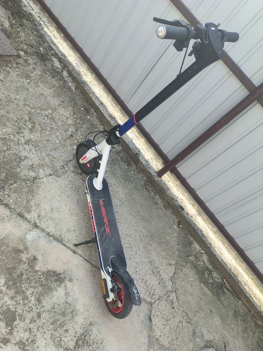 Trotineta Aprilia  biciclete bmx copi