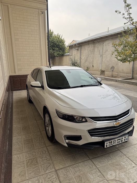 Malibu 2 2.4L sotiladi