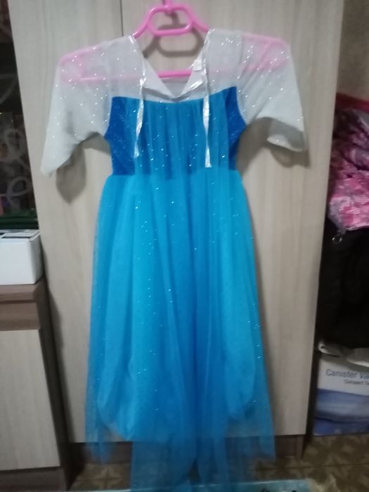 Новогодний костюм Эльзы