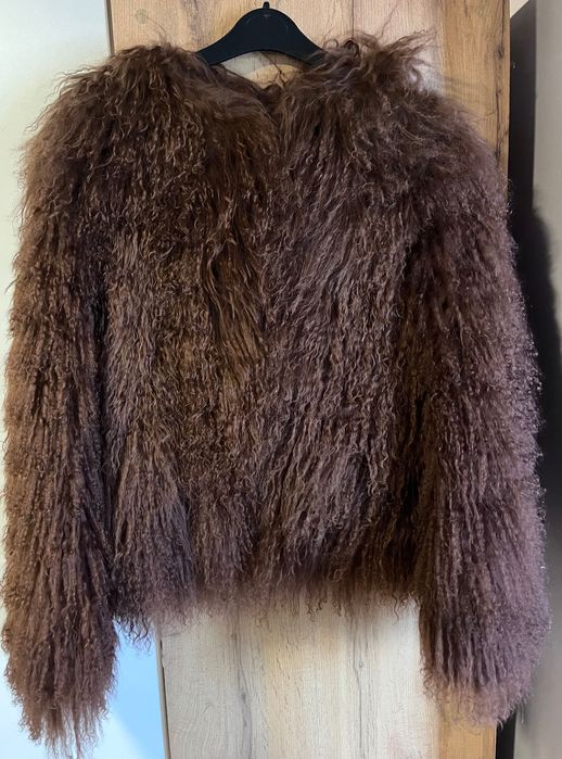 Палто от естествен косъм, монголска вълна.