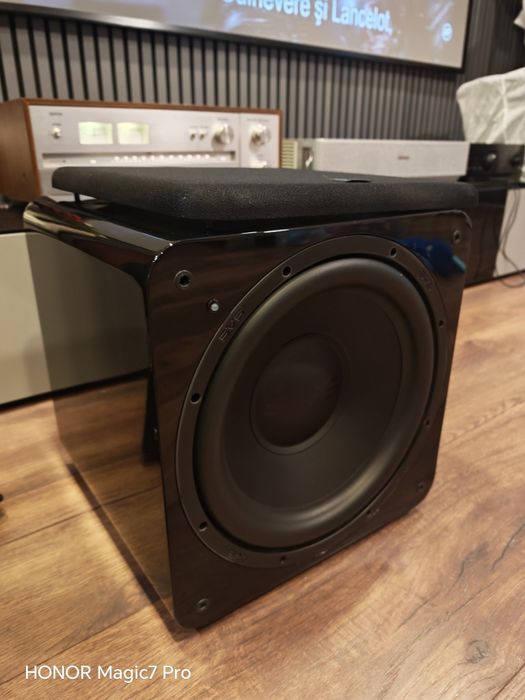 Subwoofer SVS Sb 1000 - 300w rms negru piano