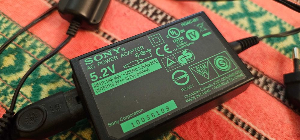 incarcator sony ebook reader sau psp Sony AC Power Adapter - HDAC M1