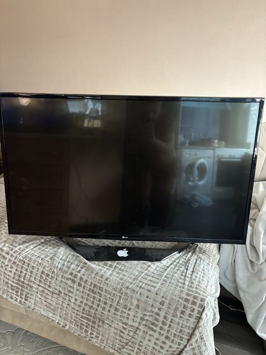 Смарт телевизор 43 диогональ