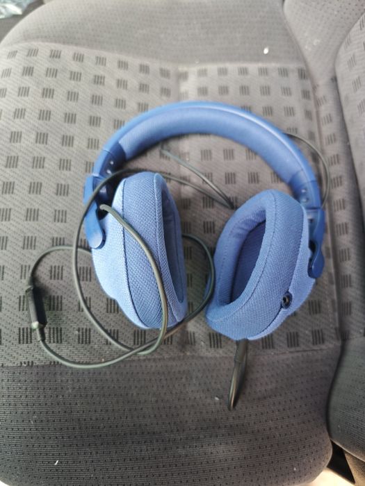 Logitech g433 Headset  
Безжична мишка
