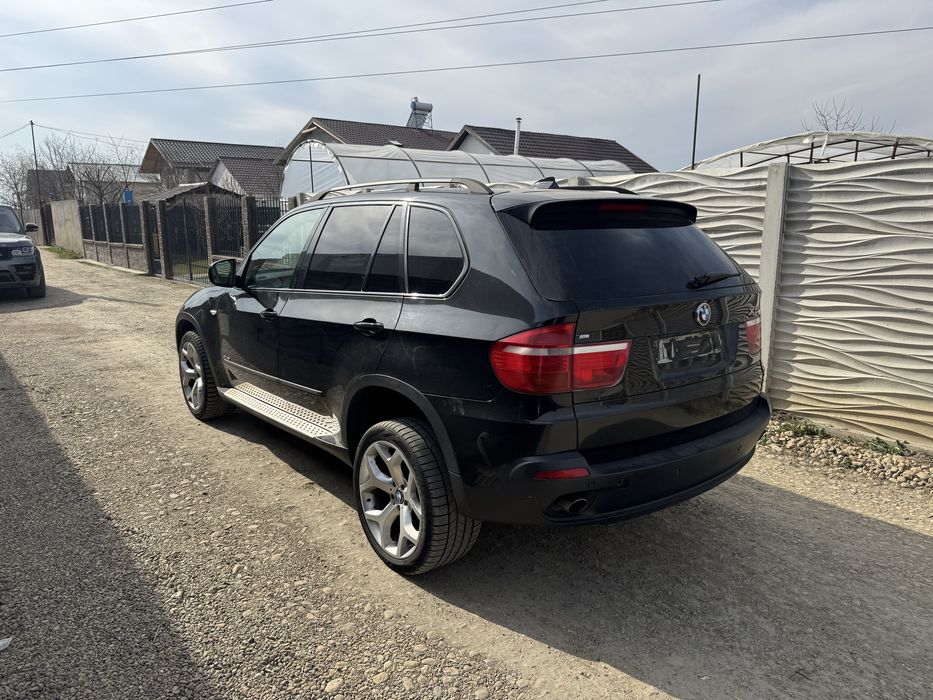 Dezmembrez/Dezmembrari Bmw X5 E70 3.0 Diesel 235 Cp