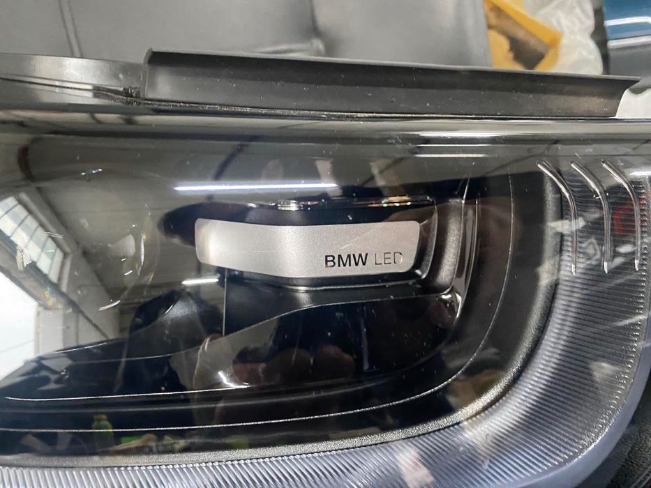 Десен фар BMW i3 Facelift LCI