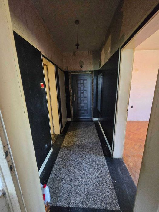 Продава се Двустаен апартамент в Русе, Цветница - 69 кв.м за 628 €/кв.м - Снимка #4