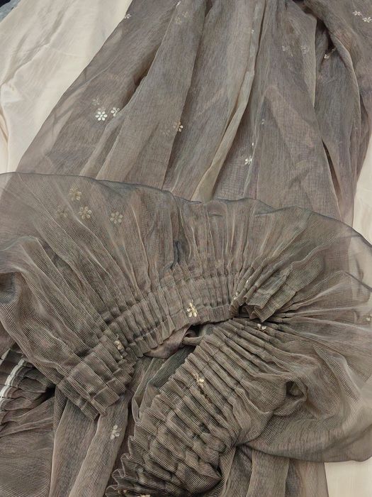 Стоманен корниз + тънко перде 1 бр. и плътни 2 бр.