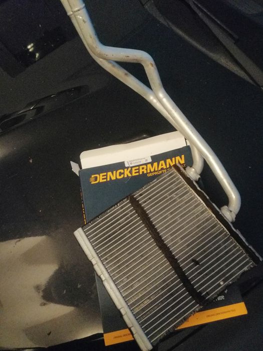 Радиатор за парно отопление оригинално за нисан кашкай