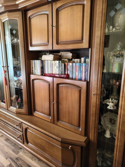 Biblioteca din lemn