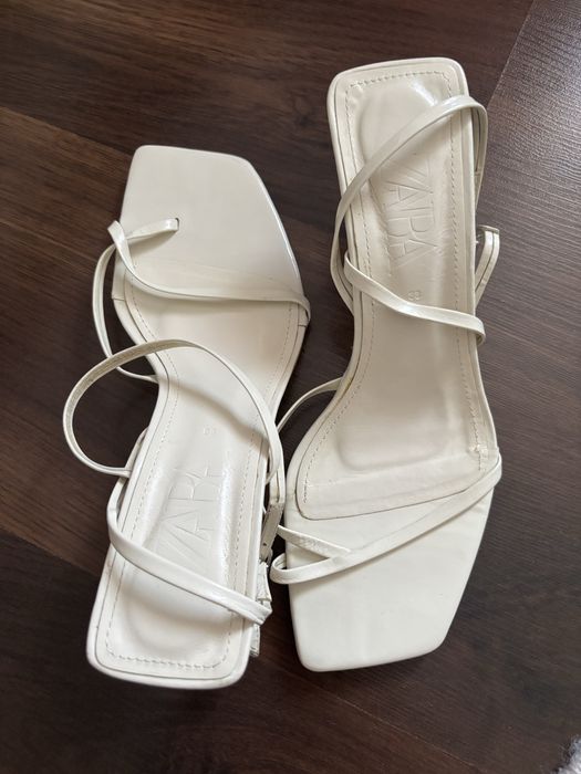 Sandale Zara!Foarte comode!