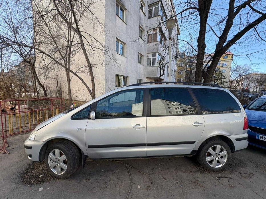 VW Sharan 1.9 TDI 116 CP • 7 Locuri • 198.987 km • 4Motion • Navigație