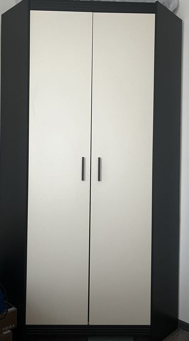 Продам кровать, стол, шифоньер 50 тыс.