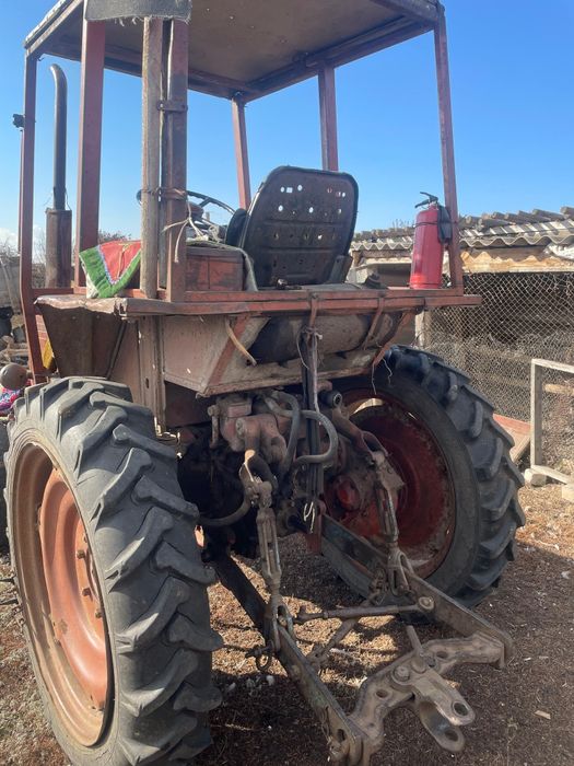 Продам трактор т25